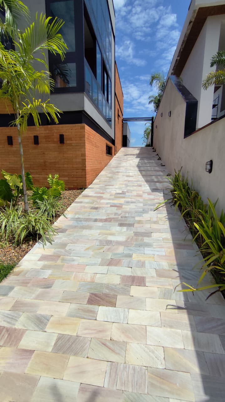 Projeto com pedras naturais